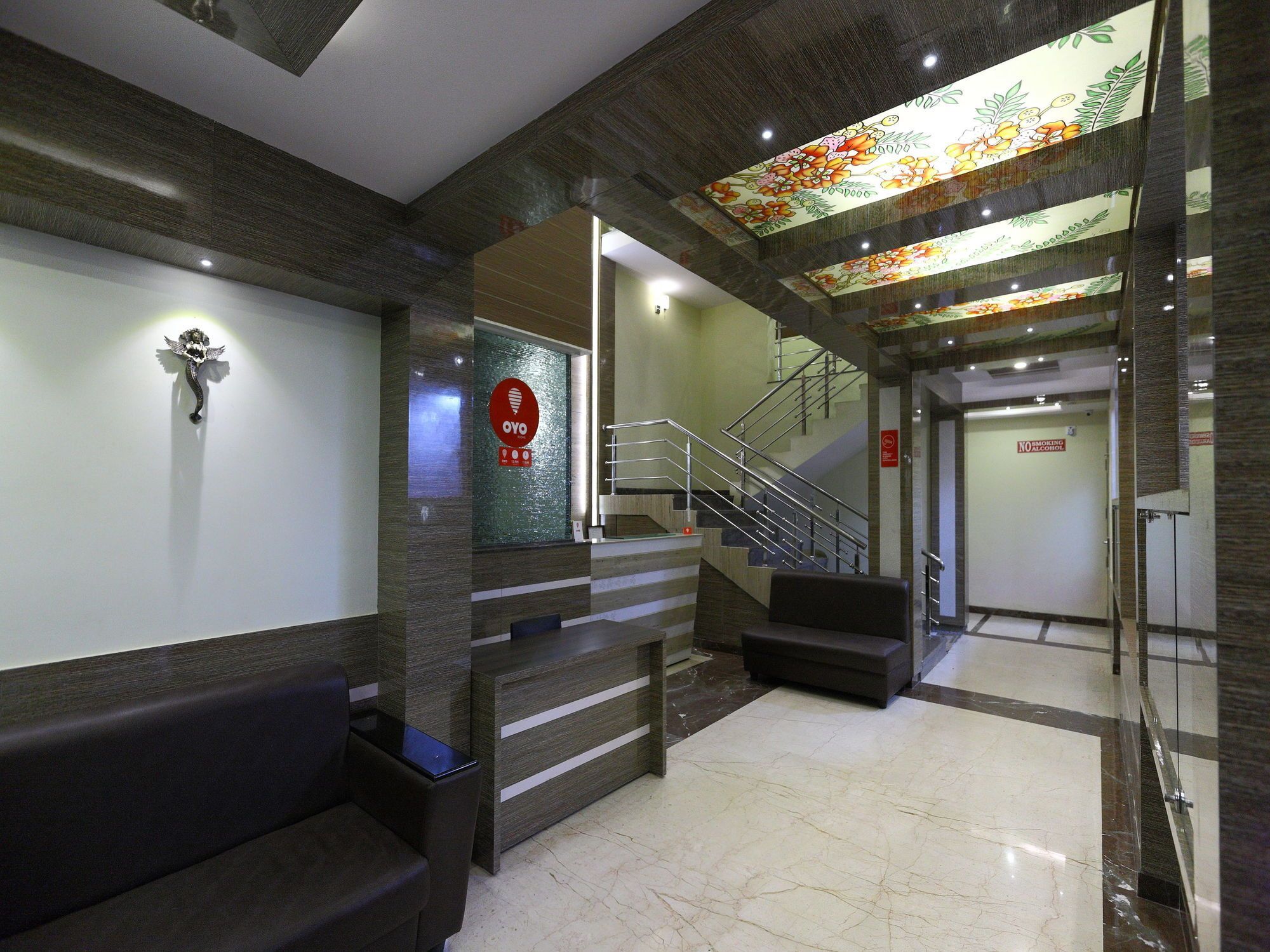 Oyo 7987 Hotel Carnation Udagamandalam Exterior photo